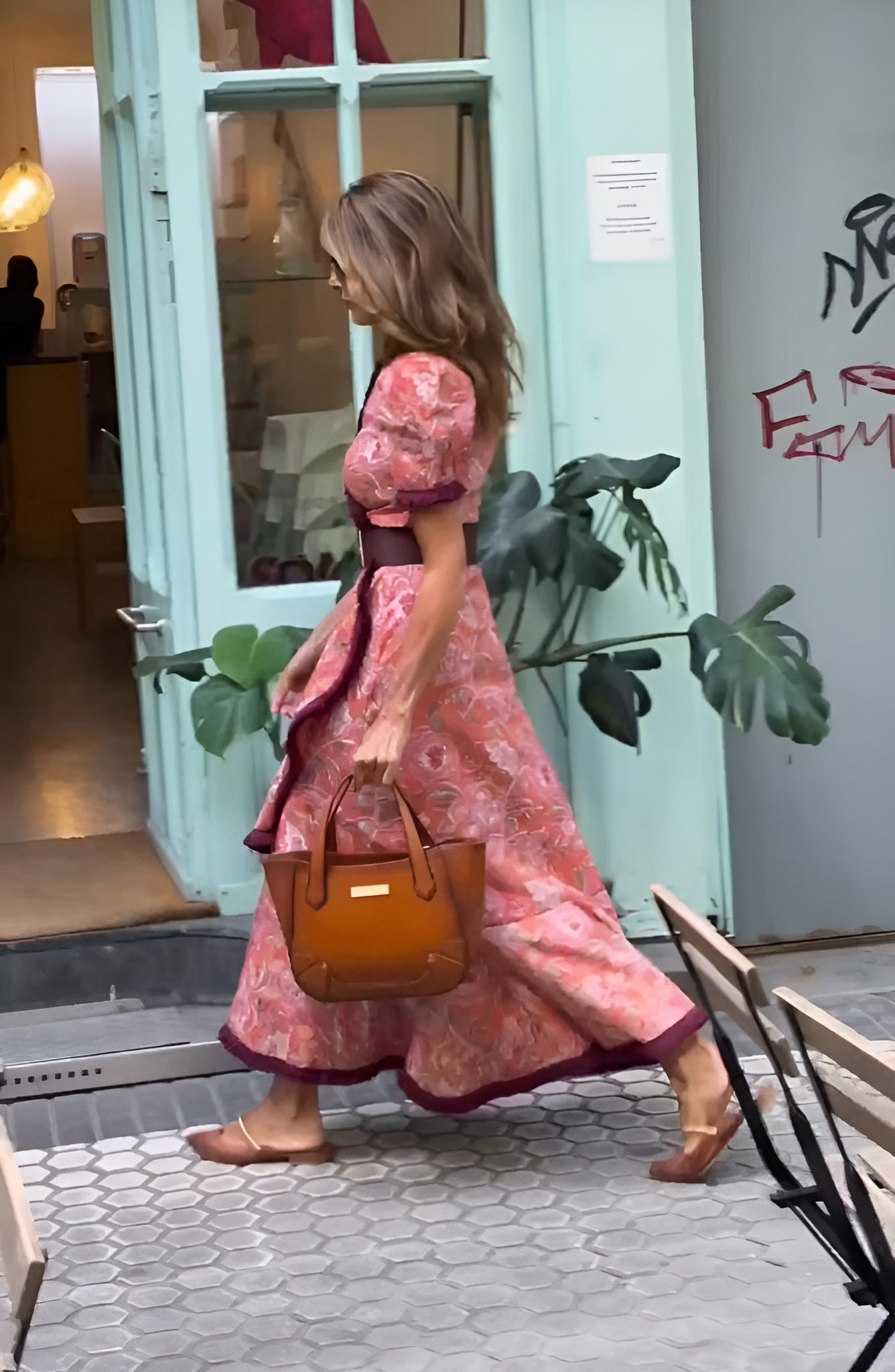 OLIWIA | Elegancka długa sukienka z bufiastymi rękawami