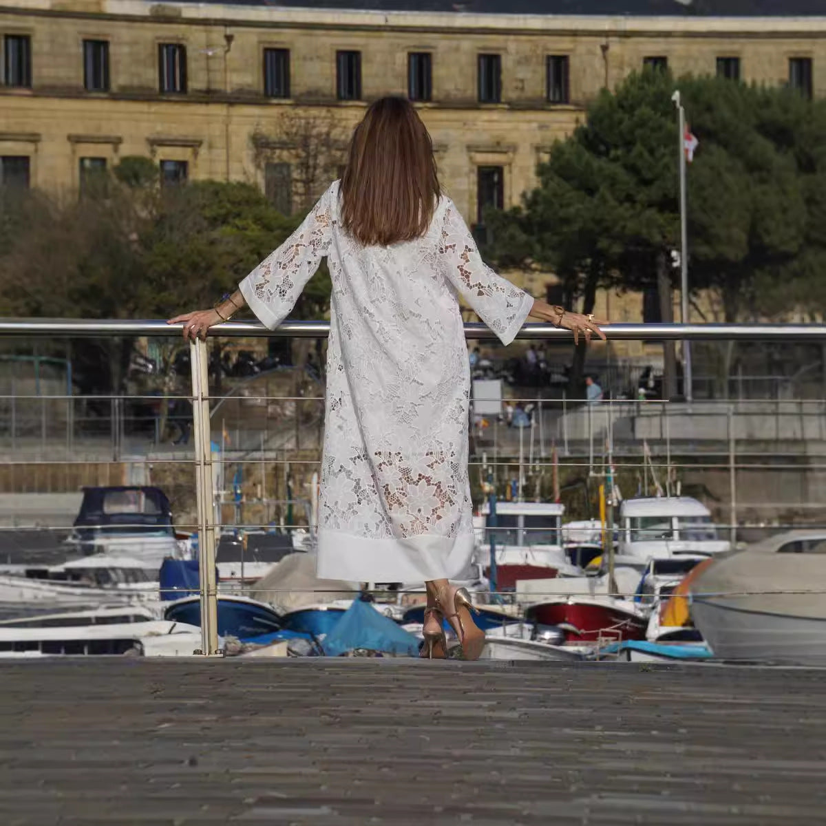 FRANCISCA | Elegancka Sukienka z Krawędziami