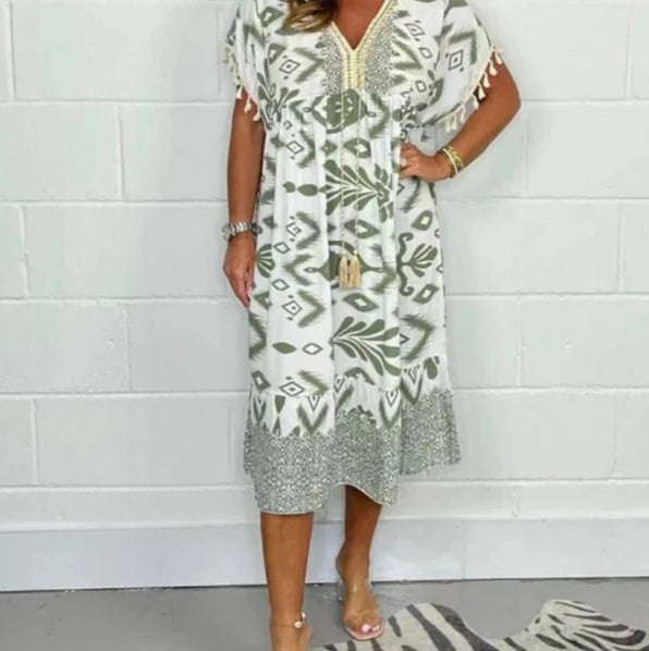 NADIA | Letnia sukienka z dekoltem V i frędzlami na krótkich rękawach