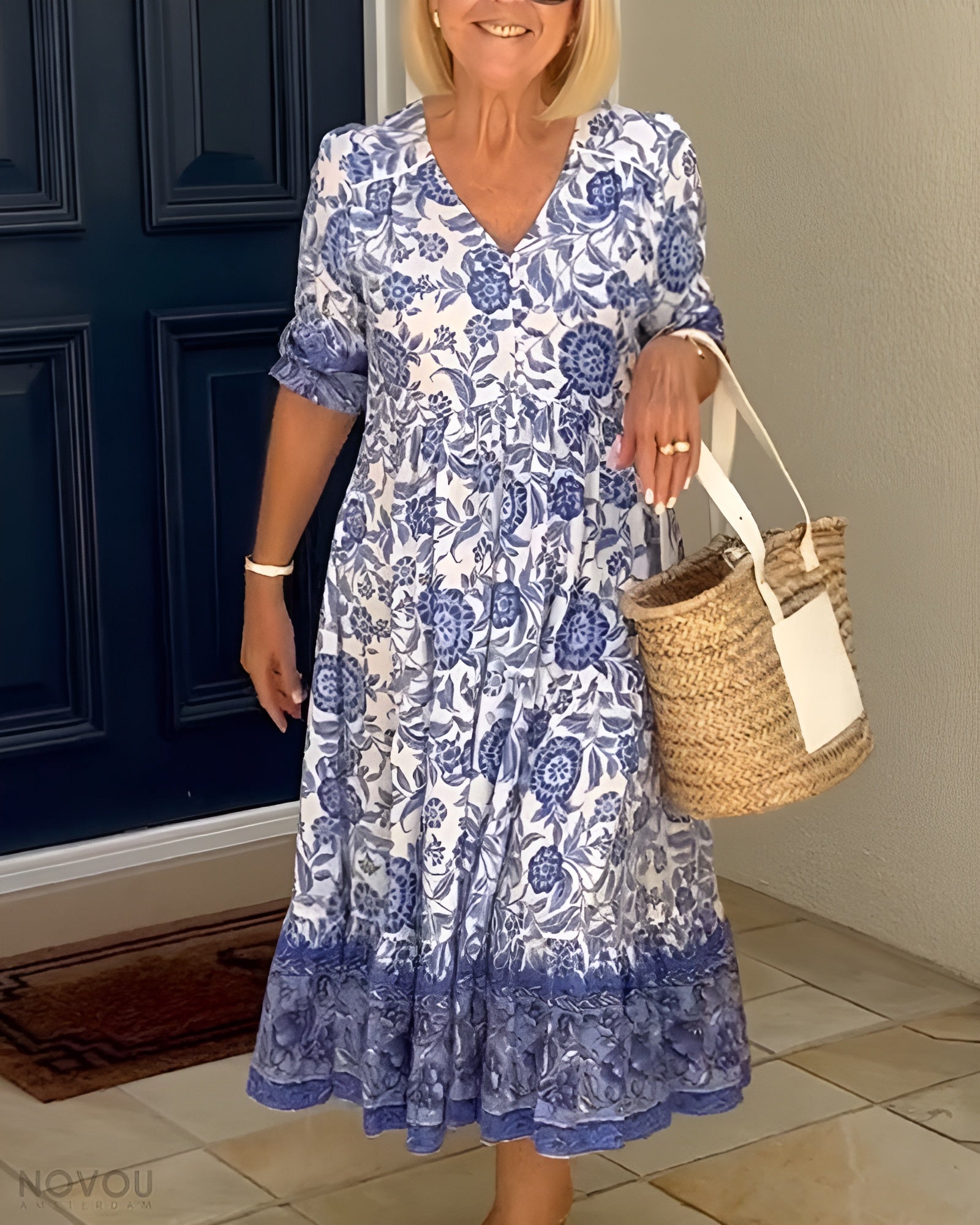 BARBARA | Elegancka Sukienka Kwiatowa z Dekoltem w Serek